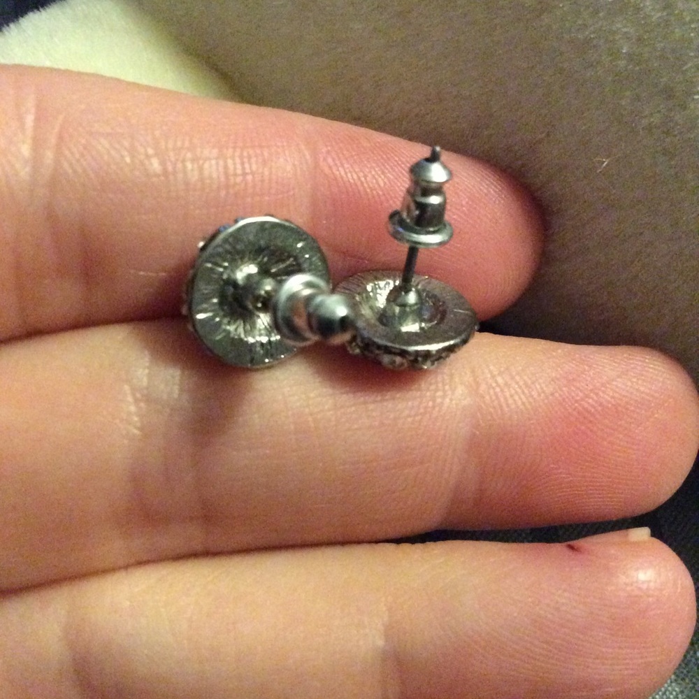 Silver tone Rhinestone Earrings - Picture 4 of 4